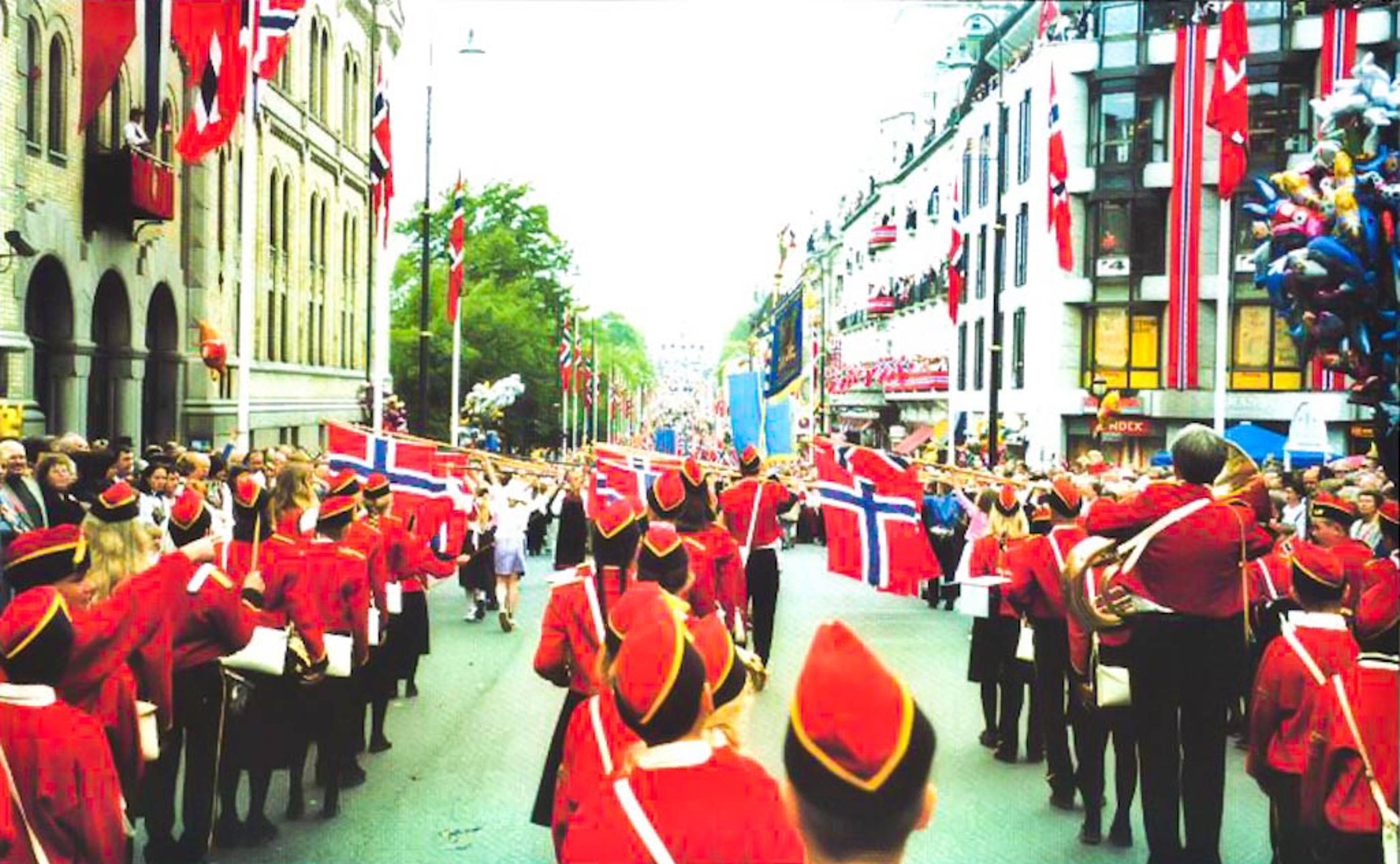 17. mai 1999/2000